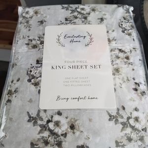 King Size Gramercy Gray Flower Sheet Set